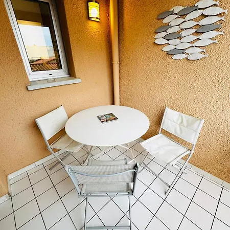 Mediterranean Escape Pour 3 *